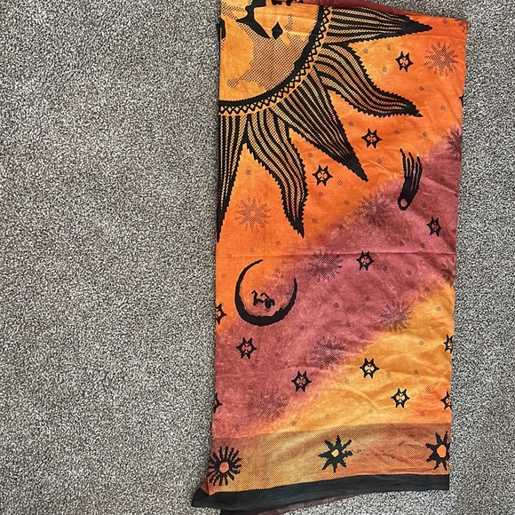 Large sun and moon tapestry - Picture 3 of 6